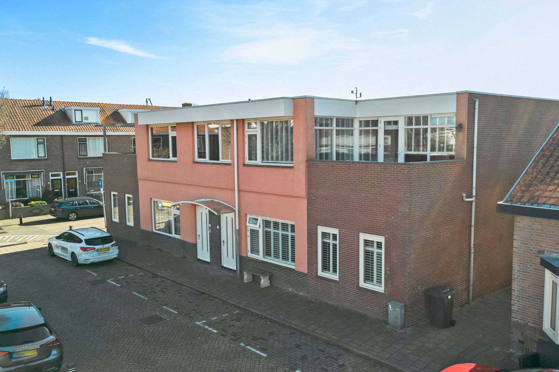 Photo 27 of Helmstraat 16-A