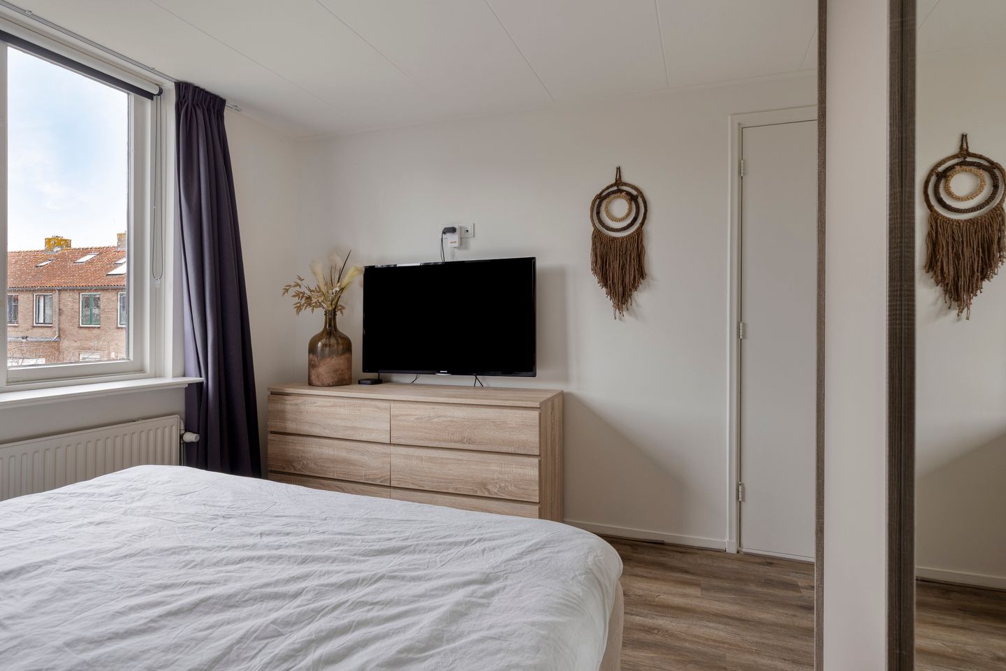 Renovated Corner Home with Four Bedrooms in Family-Friendly Boskoop — 17