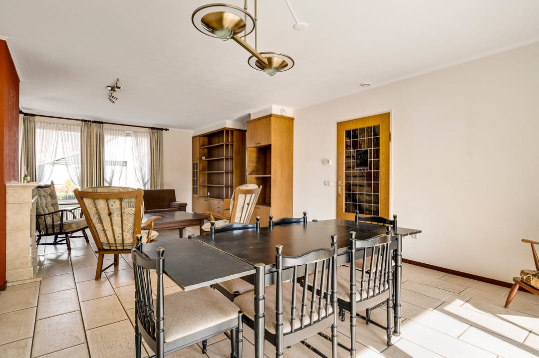 Foto 26 van Den Eigen 1-A