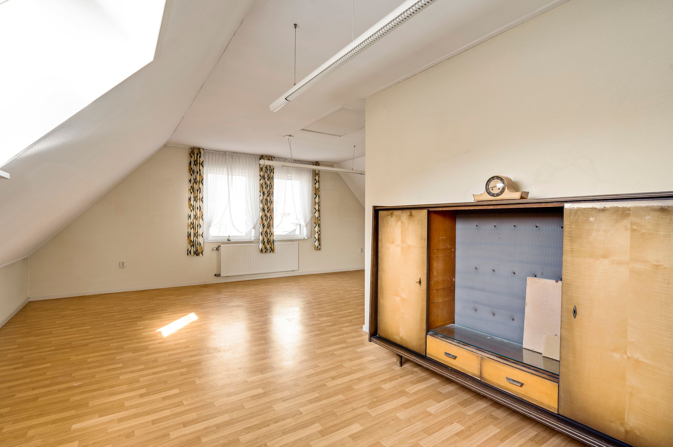 Foto 39 van Den Eigen 1-A