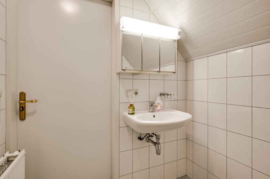 Foto 46 van Den Eigen 1-A