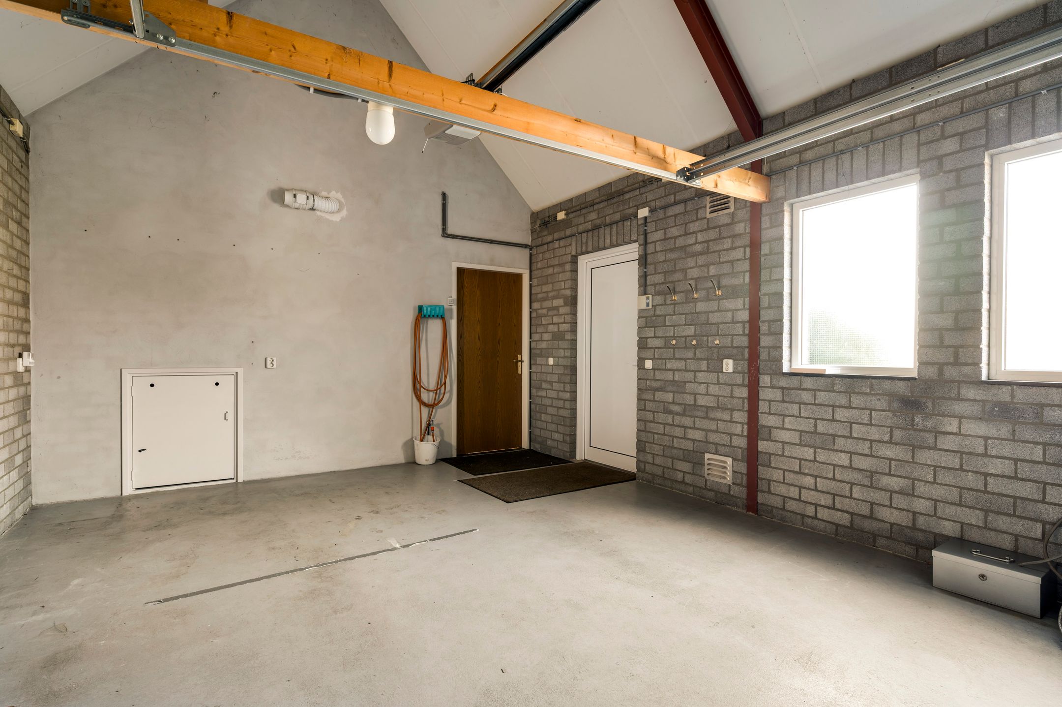 Foto 48 van Den Eigen 1-A