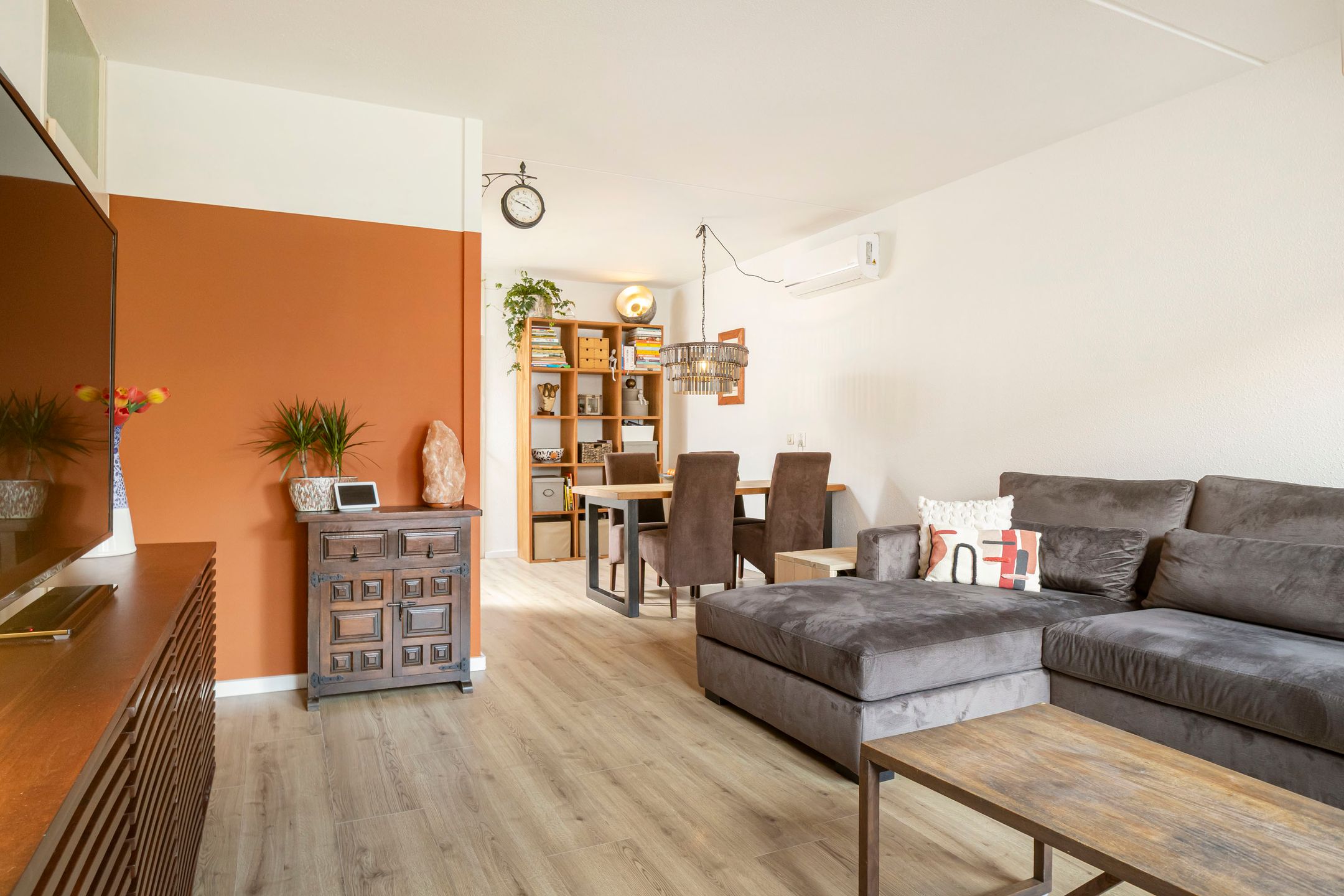 Photo 6 of Woudrichemstraat 48