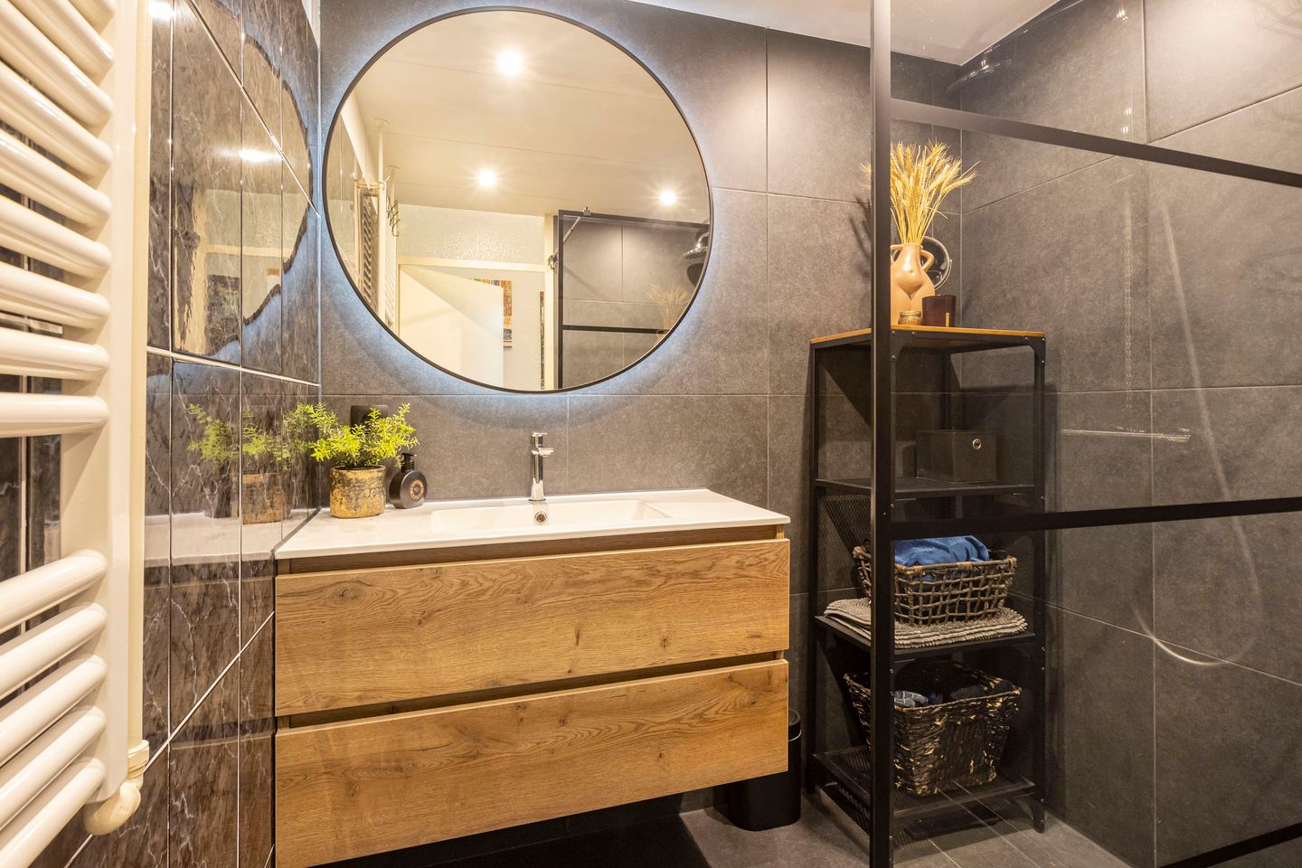 Photo 14 of Woudrichemstraat 48