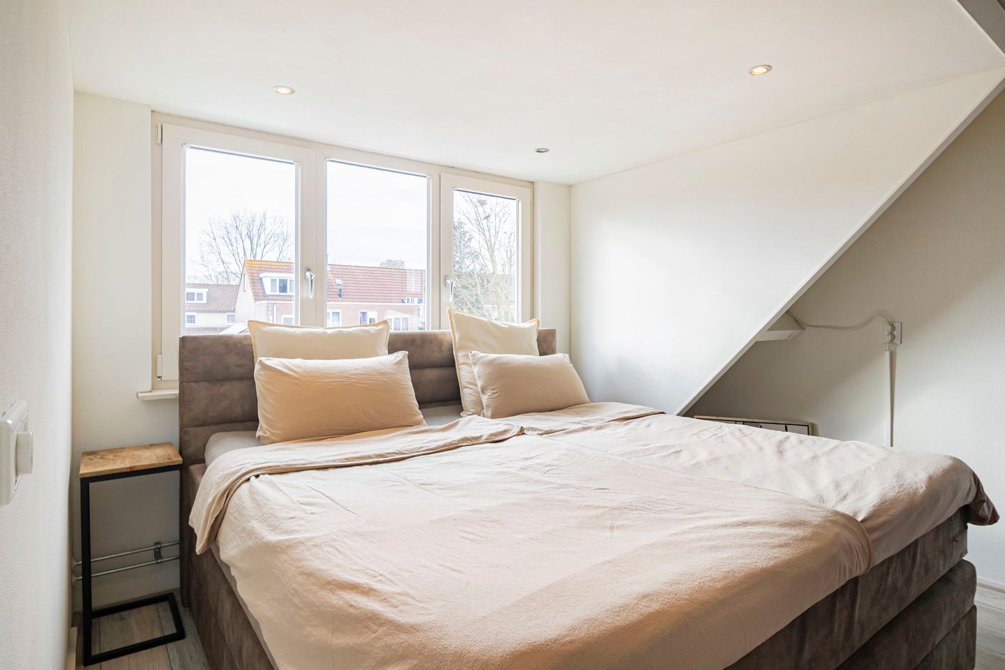 Photo 20 of Woudrichemstraat 48