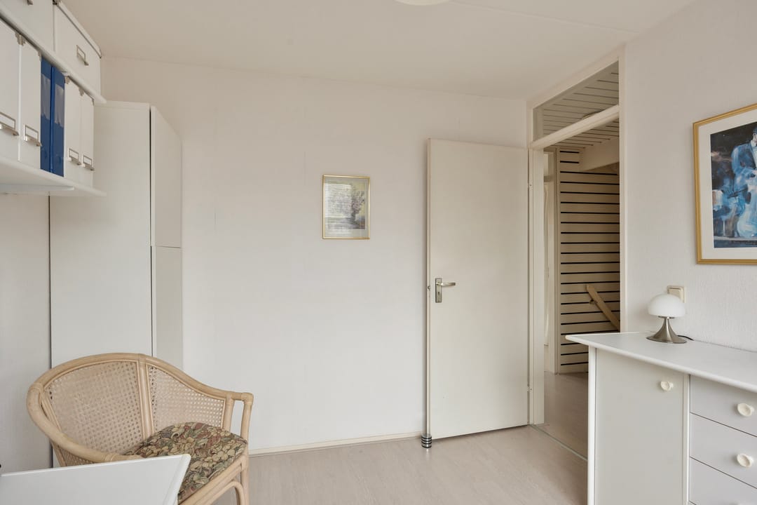 Spacious extended corner home with water garden and solar panels — 32