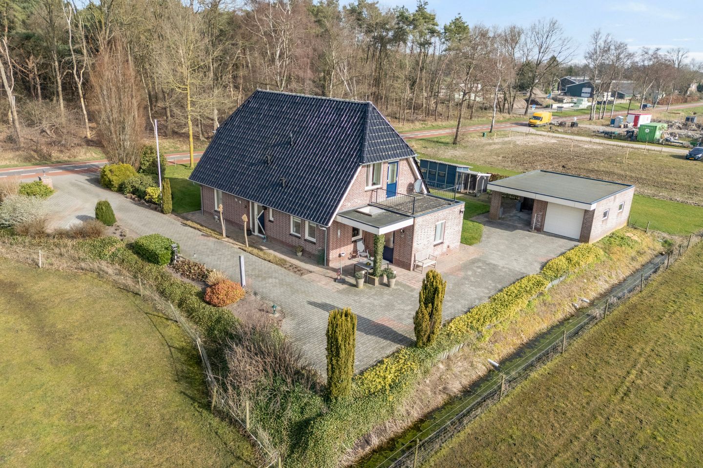 Foto 4 van Beerzerhaar 36-A