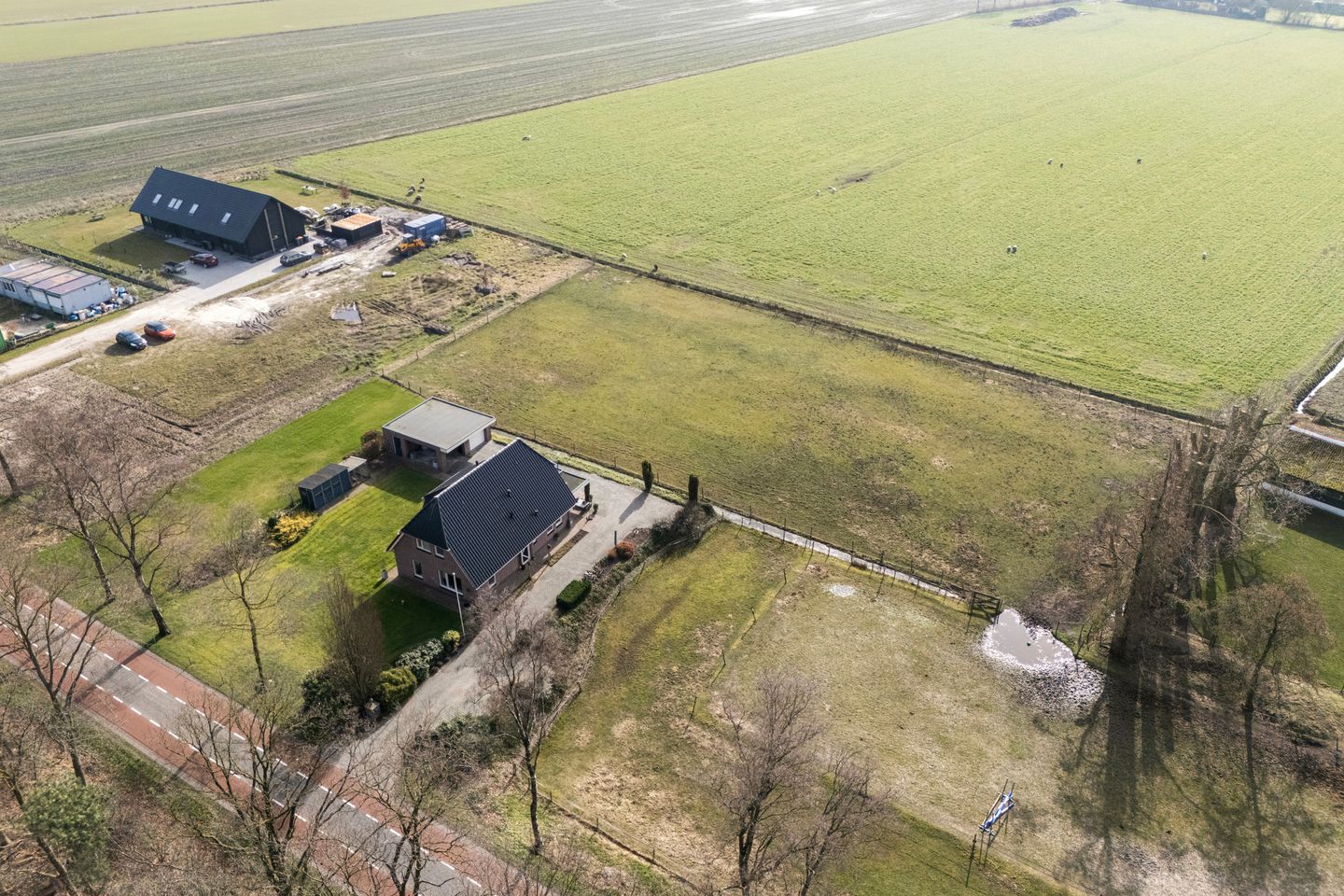 Foto 5 van Beerzerhaar 36-A