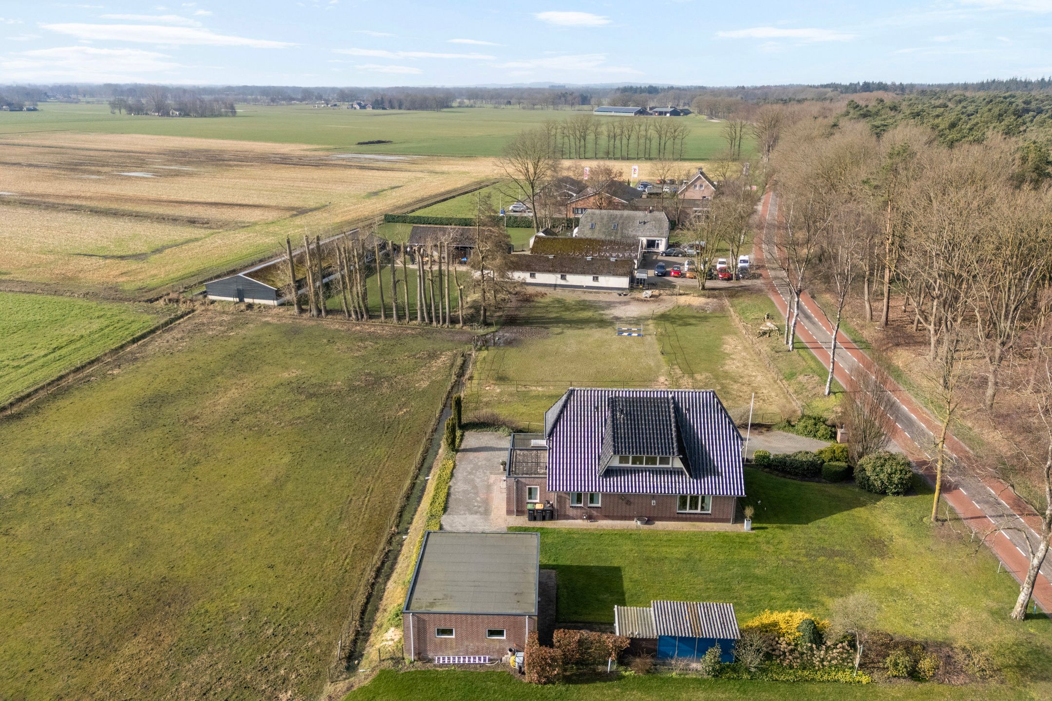 Foto 6 van Beerzerhaar 36-A