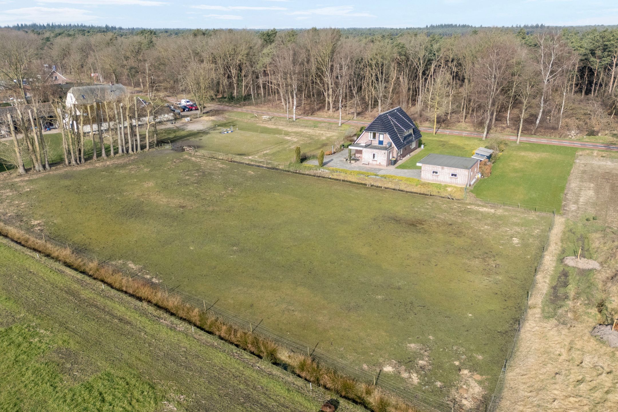 Foto 9 van Beerzerhaar 36-A