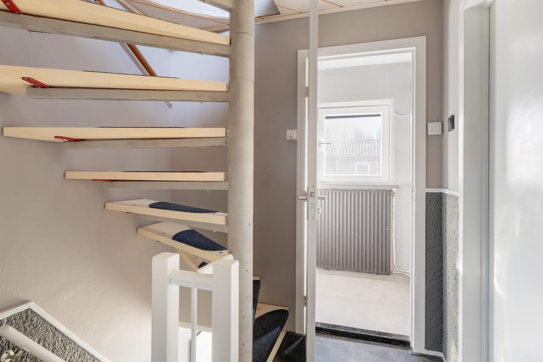 Photo 26 of Dokter B.J.Buurmanstraat 11