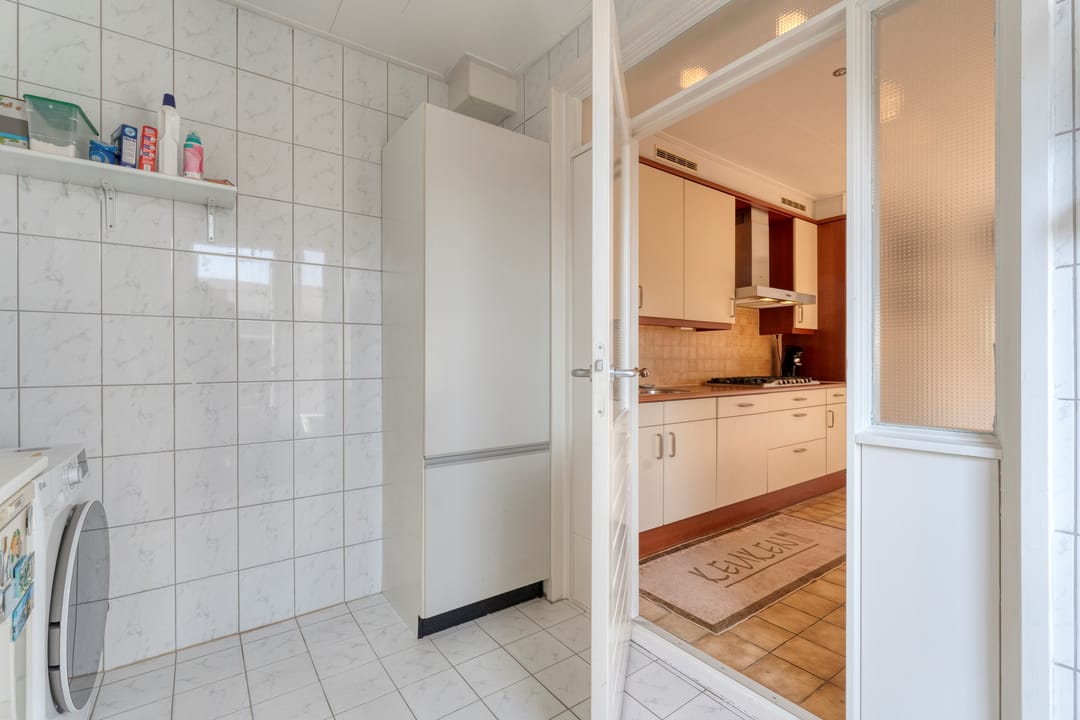 Foto 17 van E E G laan 8