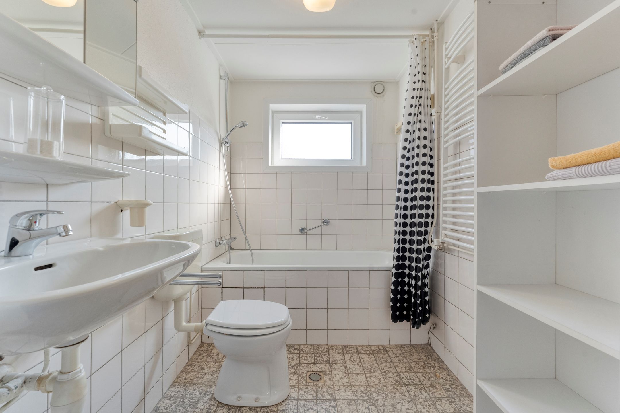 Foto 24 van E E G laan 8