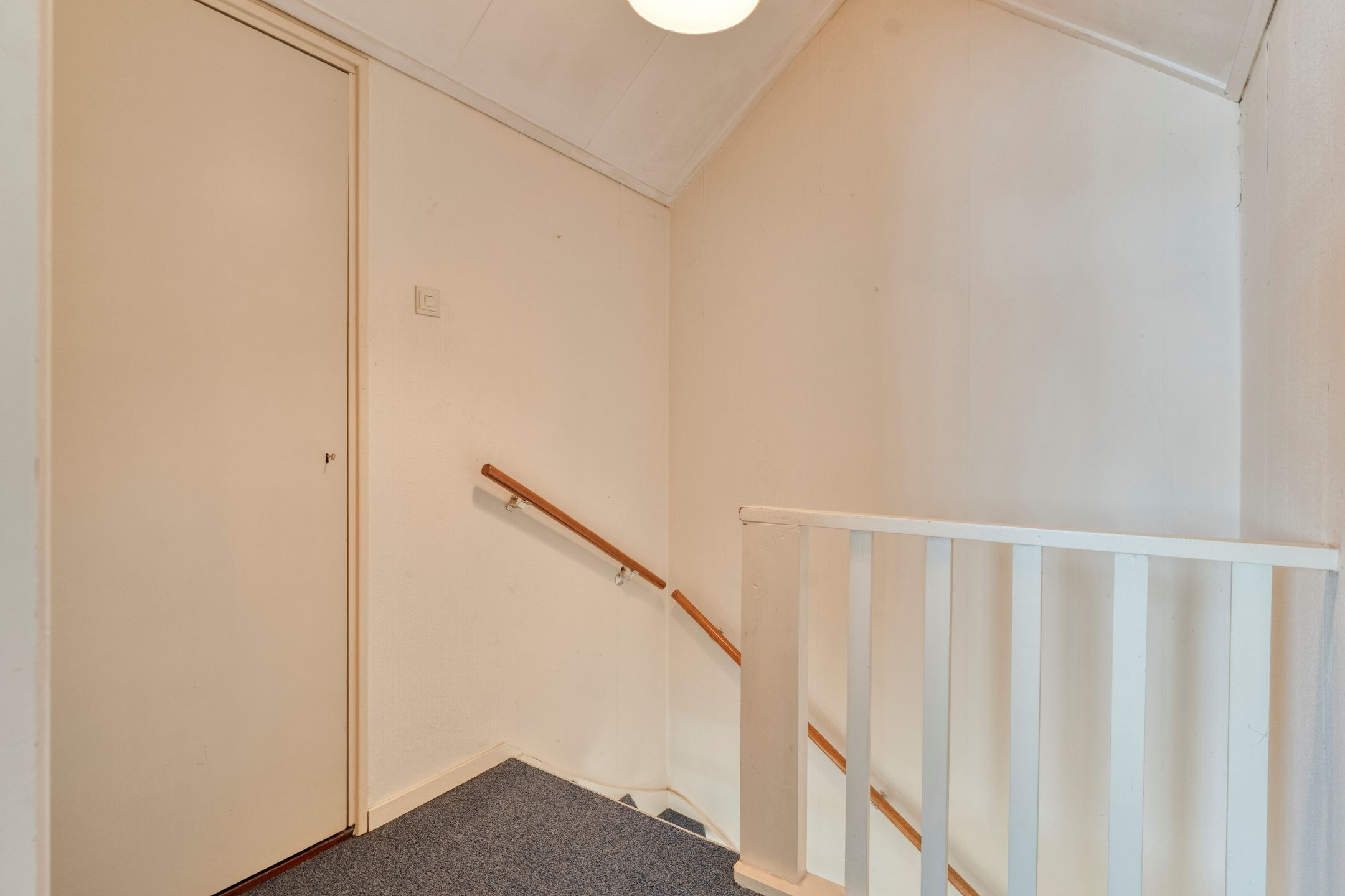 Foto 30 van E E G laan 8