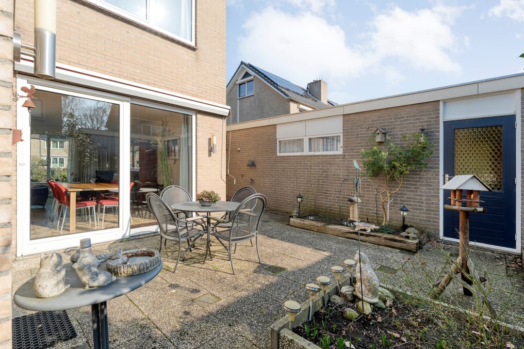 Foto 38 van E E G laan 8