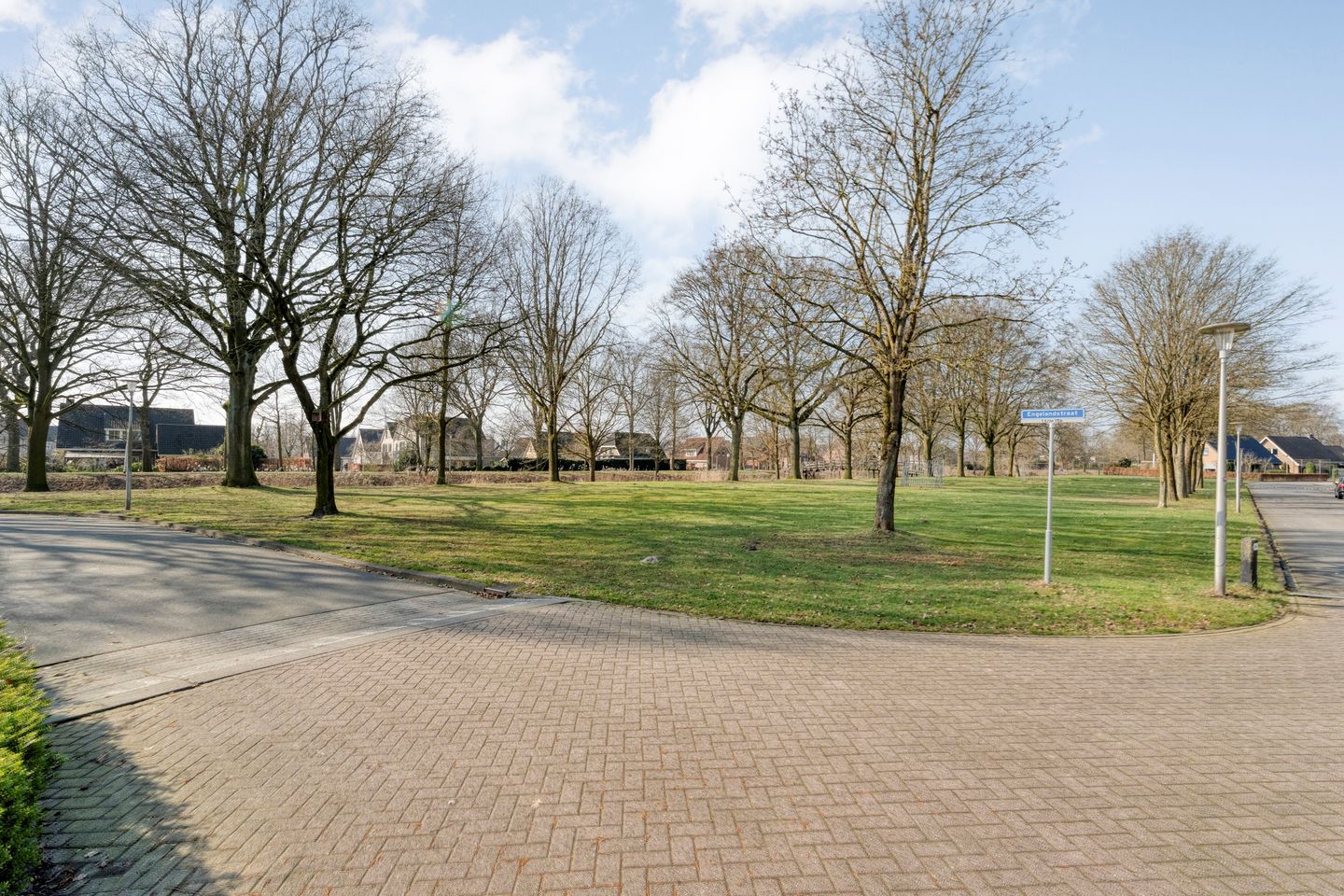 Foto 40 van E E G laan 8