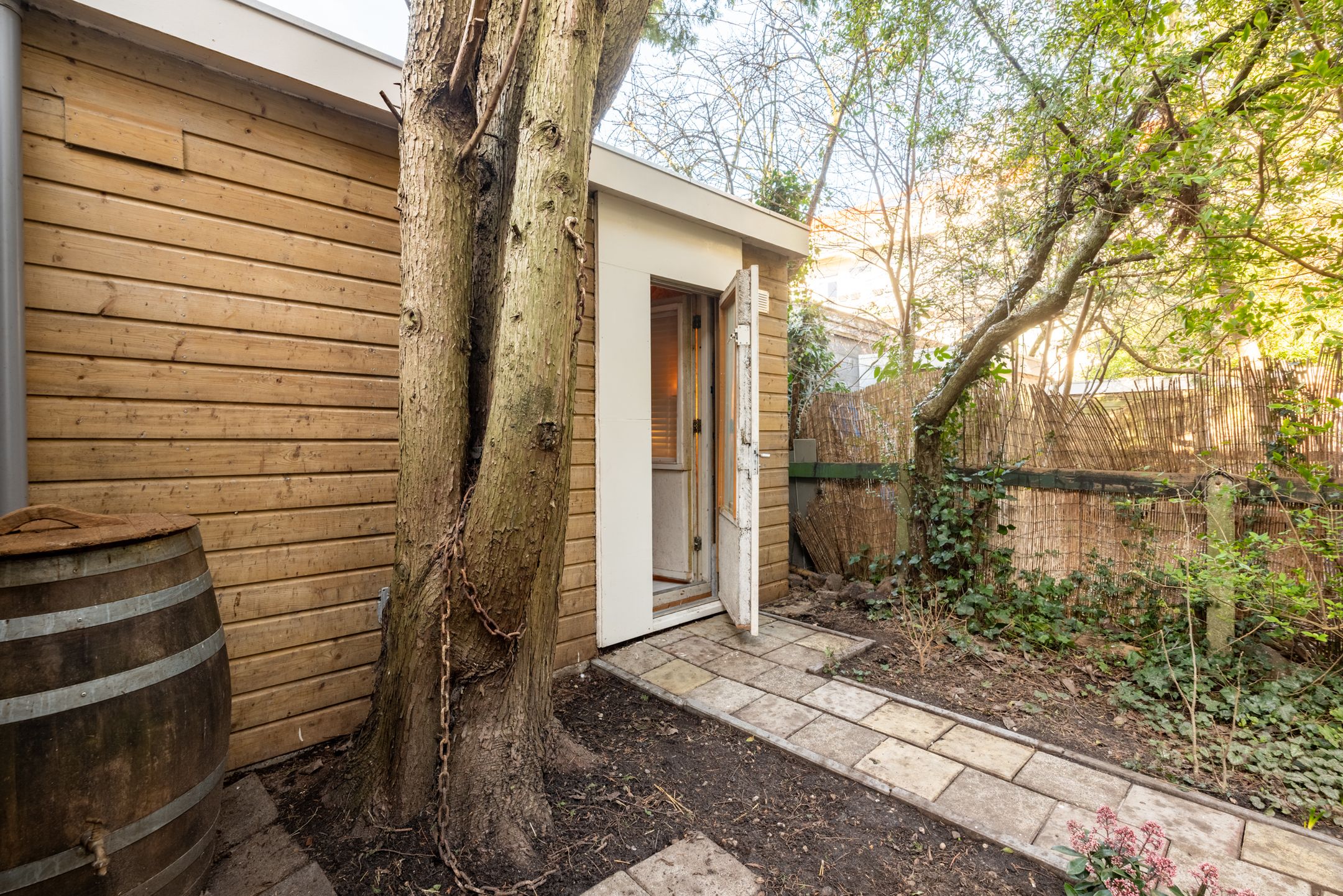 Foto 6 van Woestduinstraat 68-H