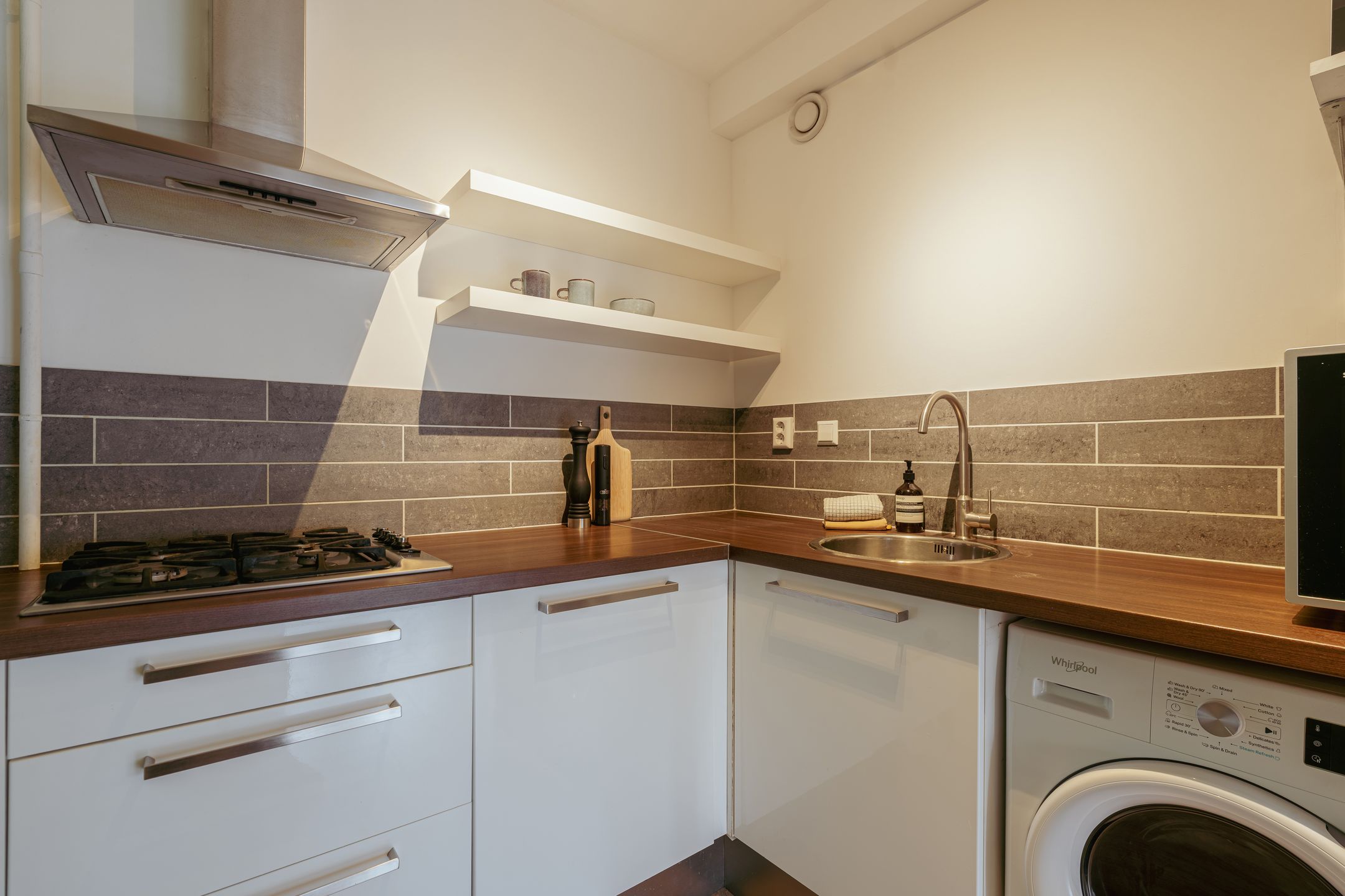 Foto 12 van Leeuwenhoekstraat 13