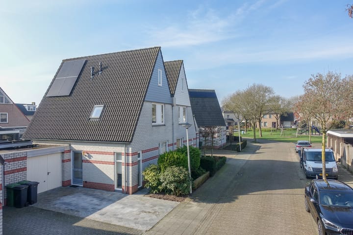 Photo 2 of Batspade 57