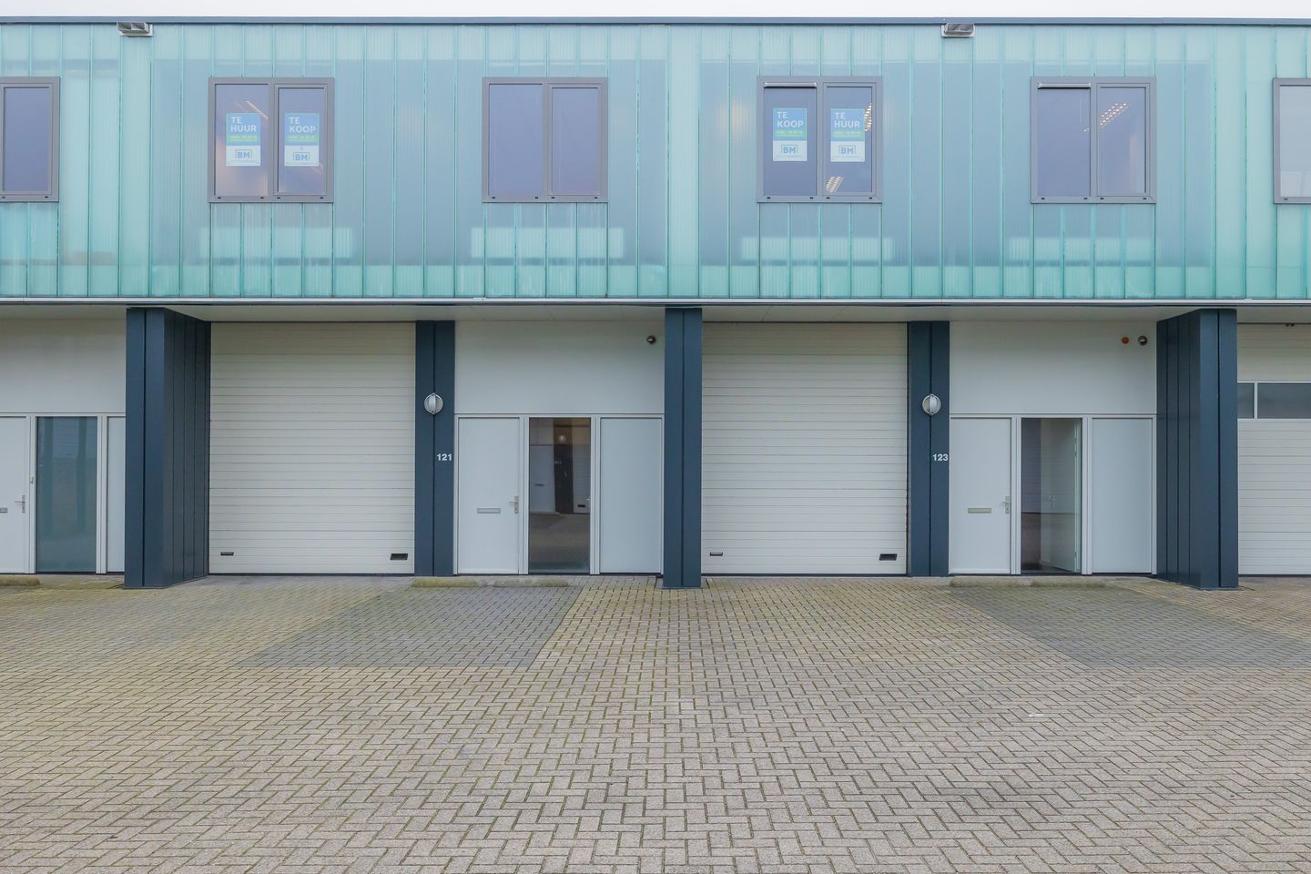 Bekijk foto 1 van Pesetaweg 121