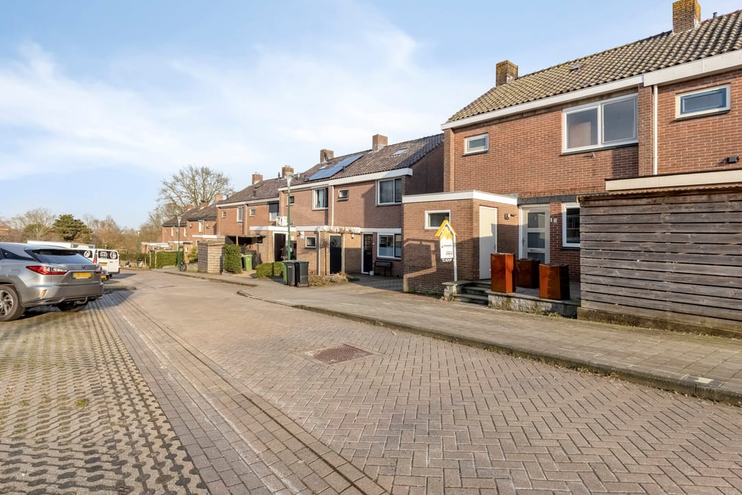 Foto 41 van Goudenregenplantsoen 16