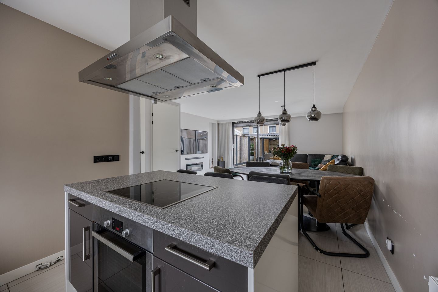 Photo 20 of Biesbosstraat 90