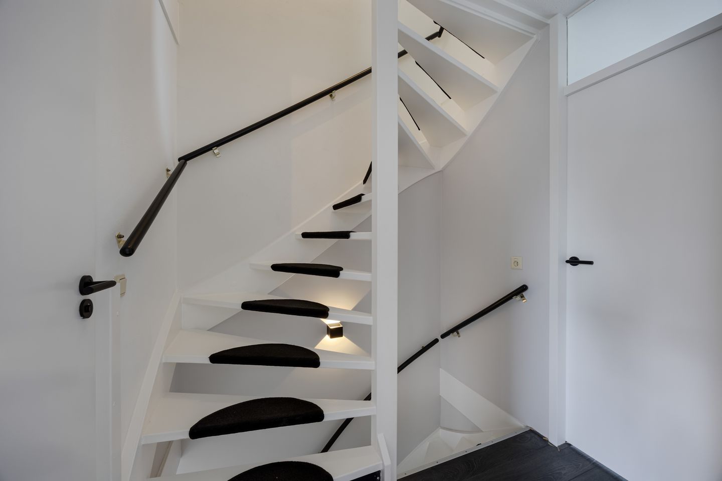 Photo 35 of Biesbosstraat 90