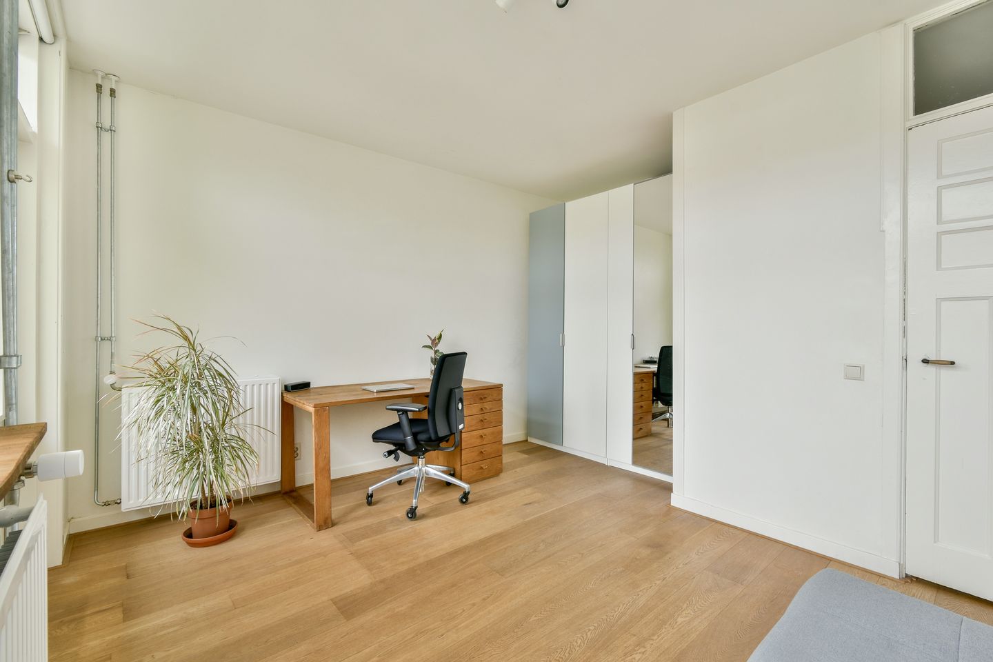 Photo 10 of Aalsmeerweg 31-3