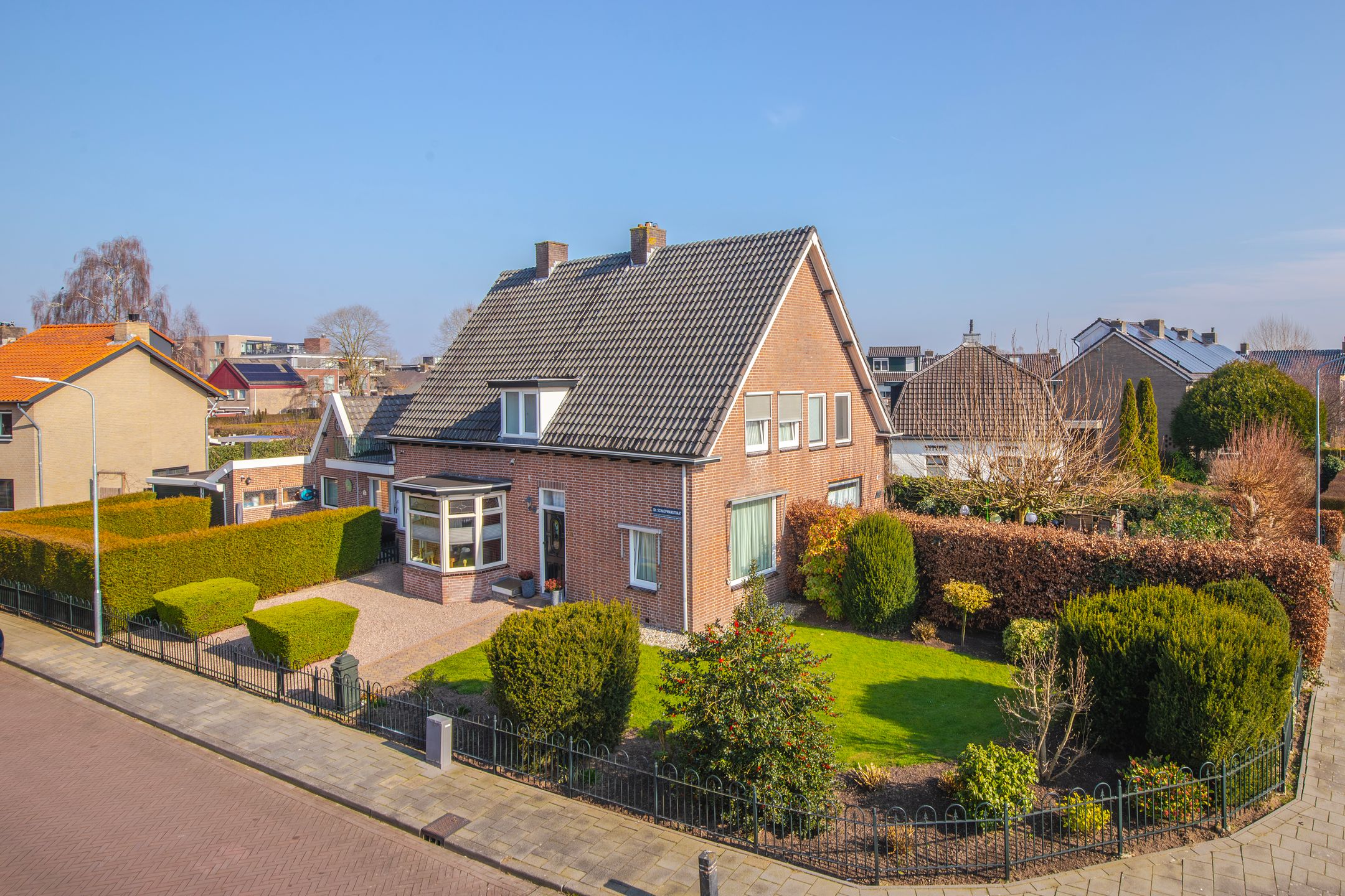 Buying a house in The Netherlands., Dr. Schaepmanstraat 41
