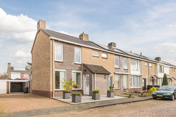 Foto 2 van Hubert van Nispenstraat 12