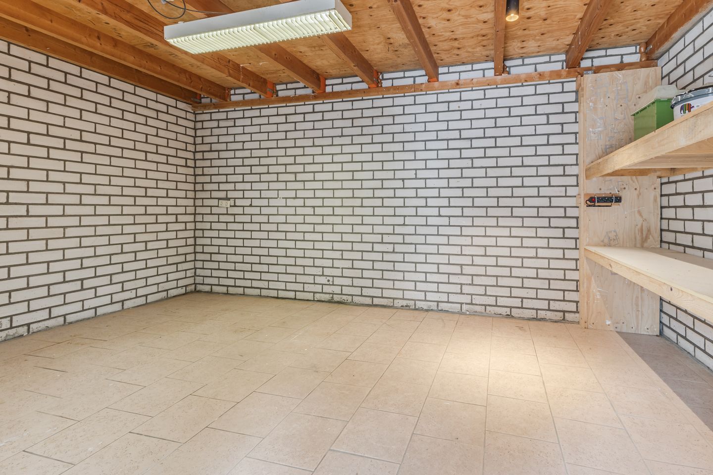 Photo 29 of Hubert van Nispenstraat 12