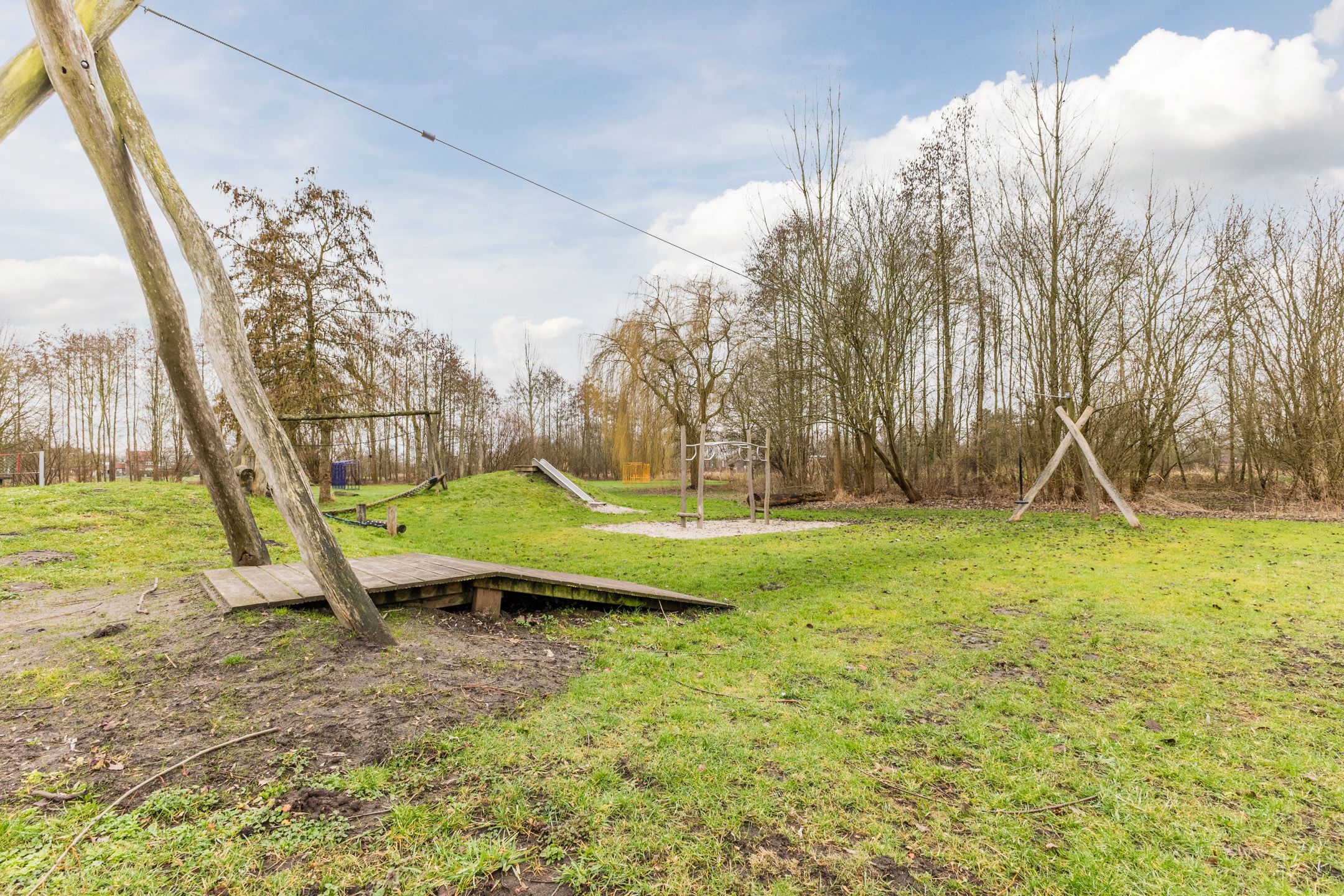 Photo 39 of Hubert van Nispenstraat 12