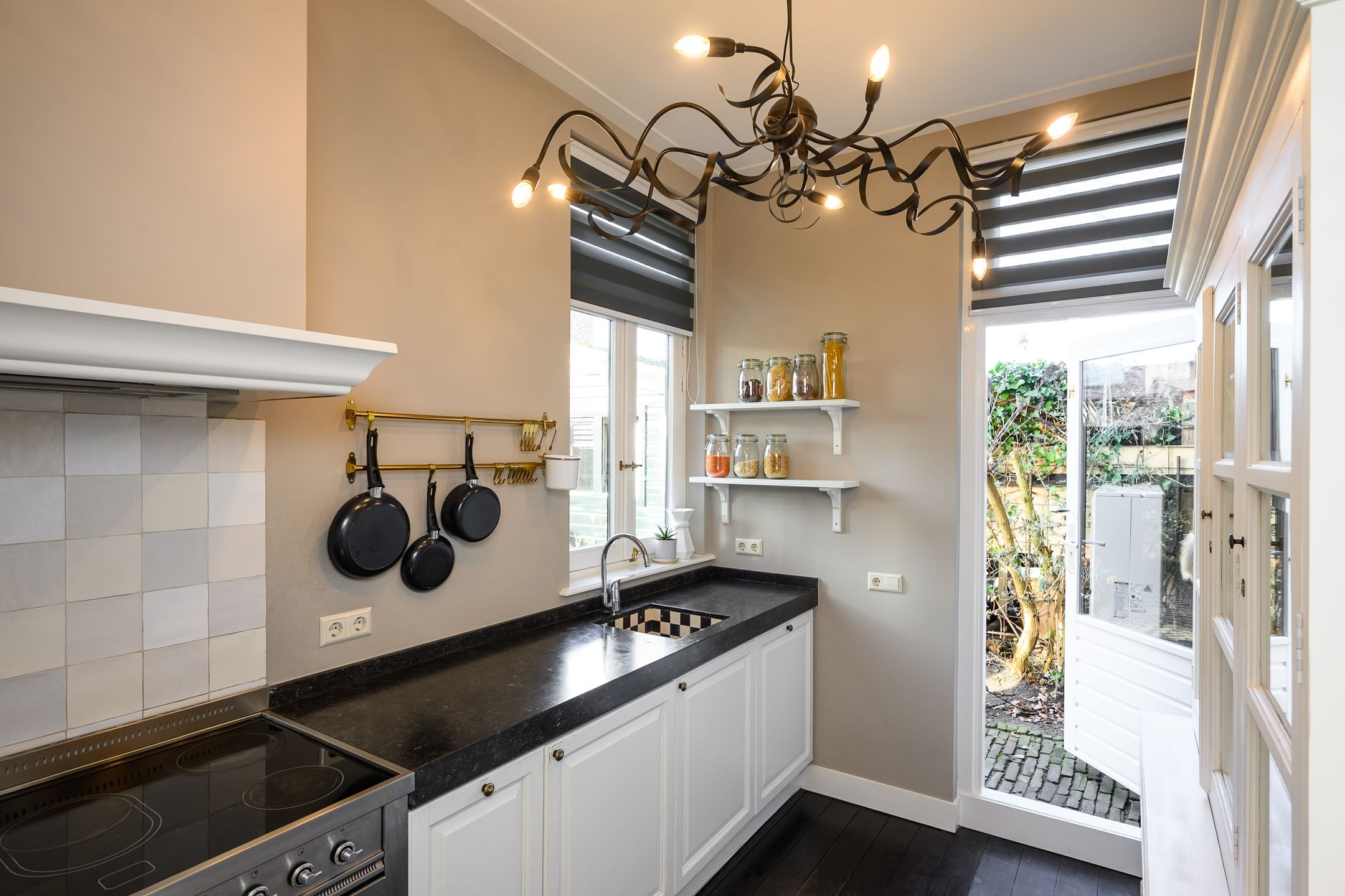 Foto 21 van Larenseweg 133