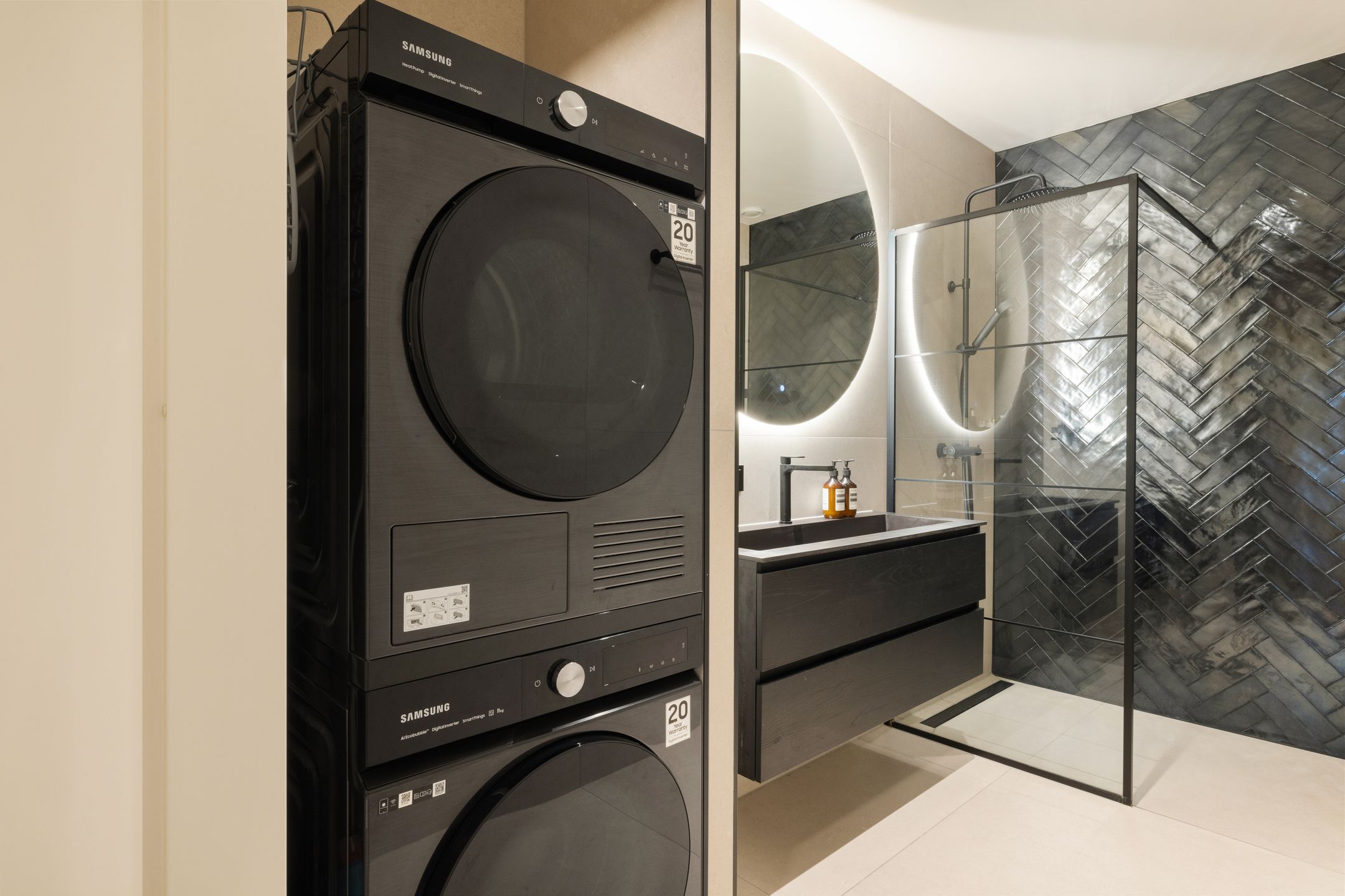 Foto 27 van Faas Wilkesstraat 319