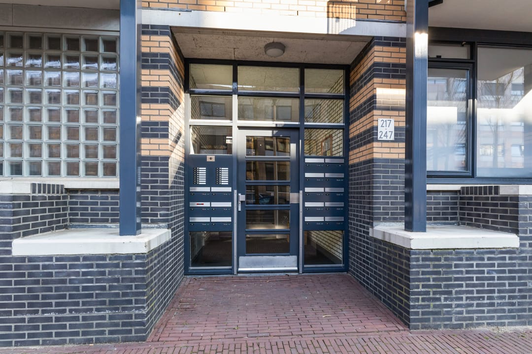 Photo 7 of Arthur van Schendelstraat 233