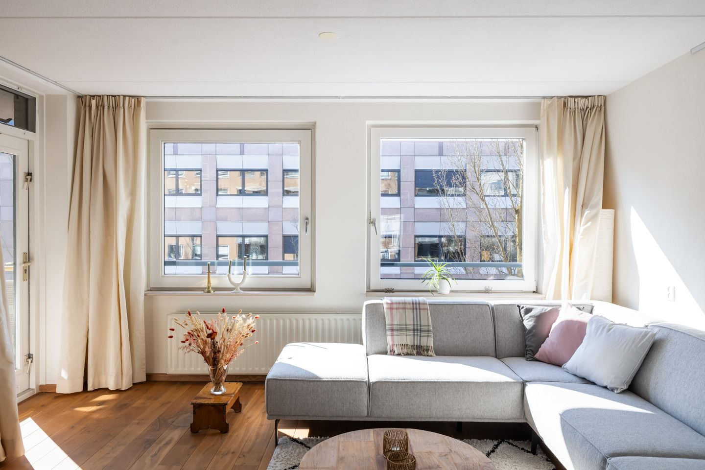 Photo 20 of Arthur van Schendelstraat 233