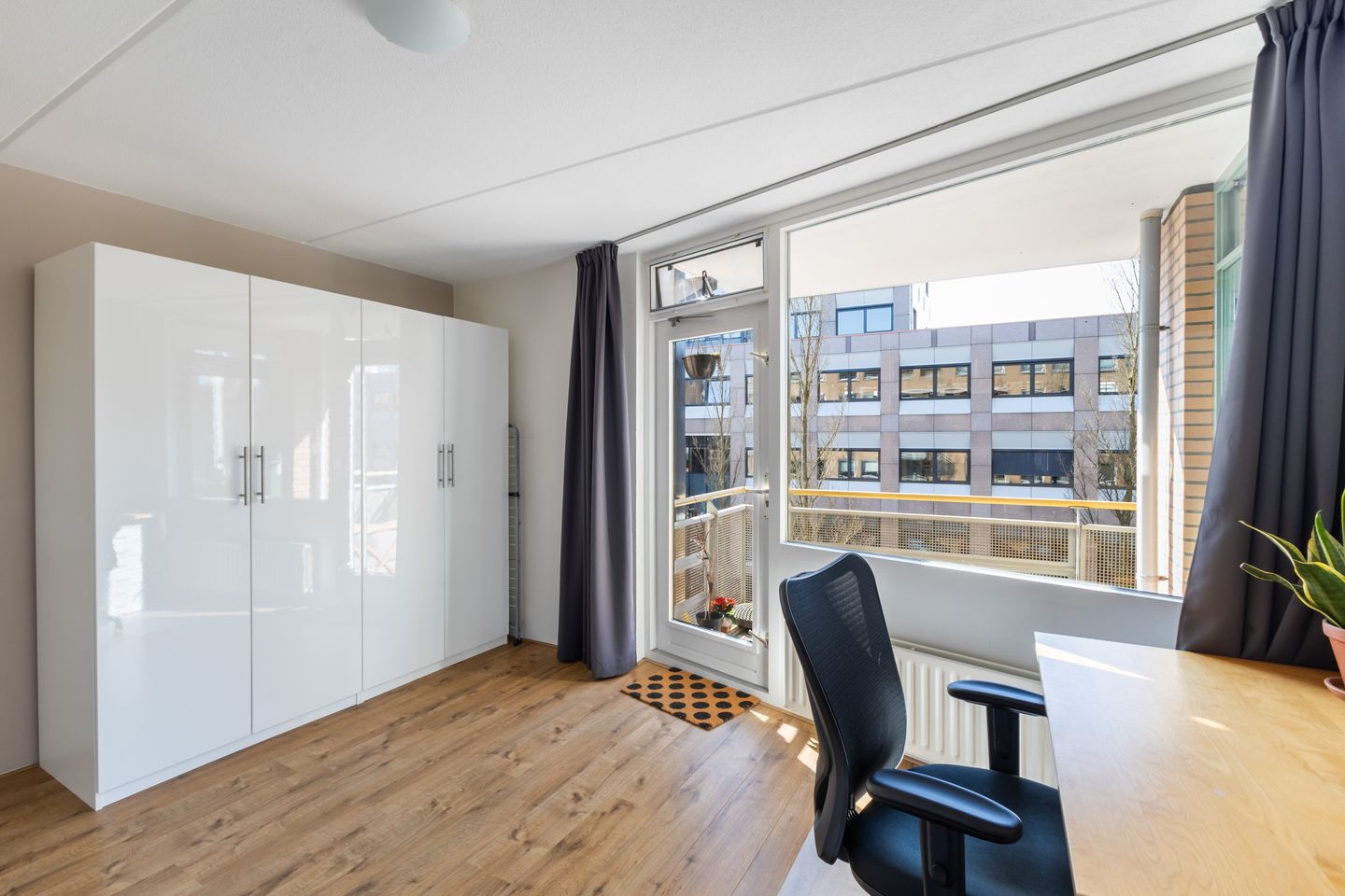 Photo 34 of Arthur van Schendelstraat 233