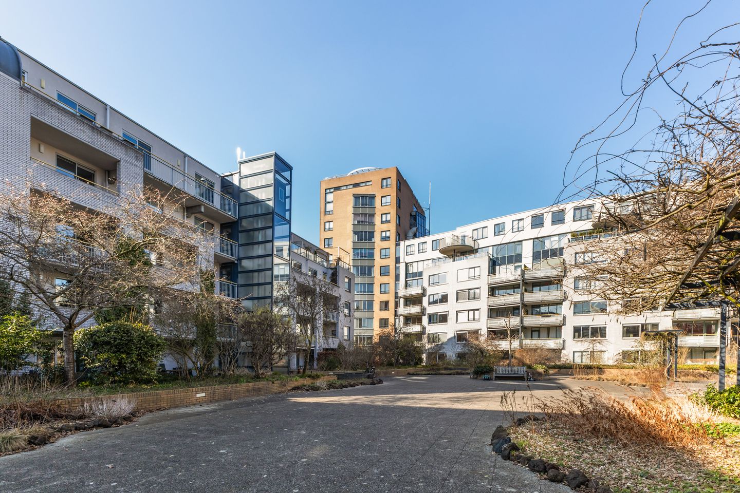 Photo 49 of Arthur van Schendelstraat 233