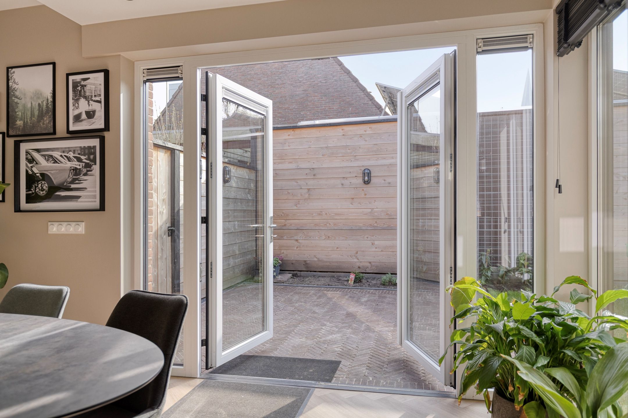 Photo 12 of Veerstraat 5