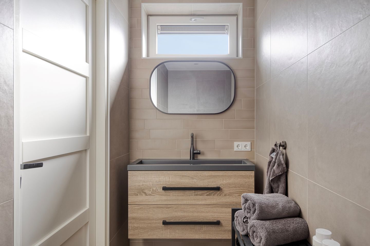 Photo 14 of Veerstraat 5