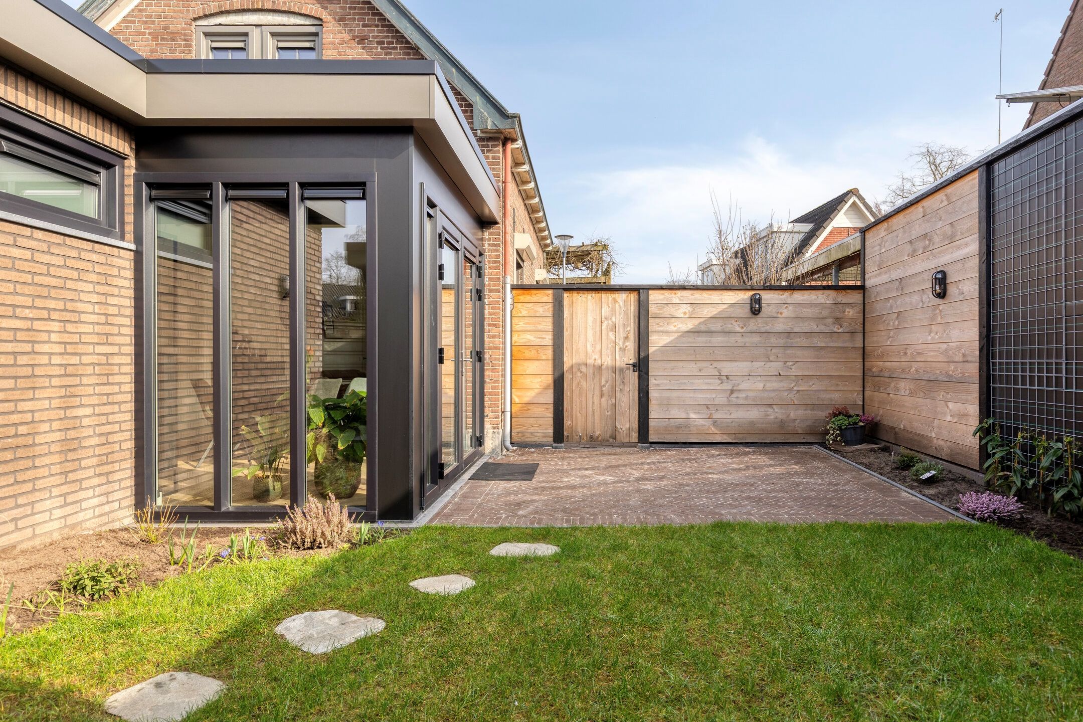 Photo 21 of Veerstraat 5