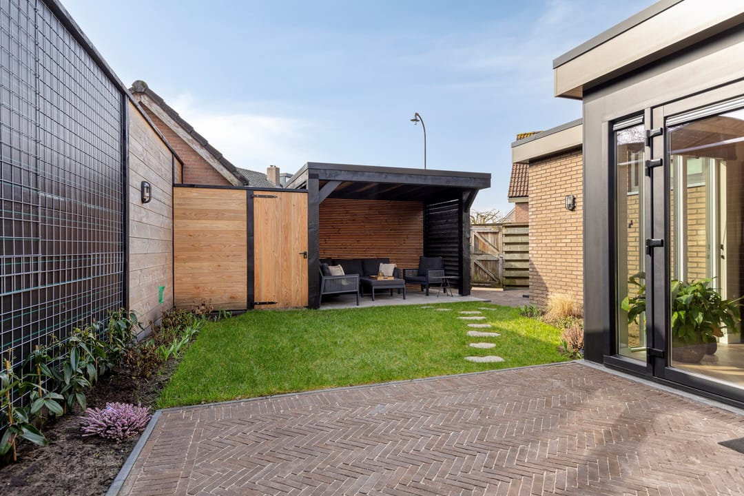 Photo 22 of Veerstraat 5