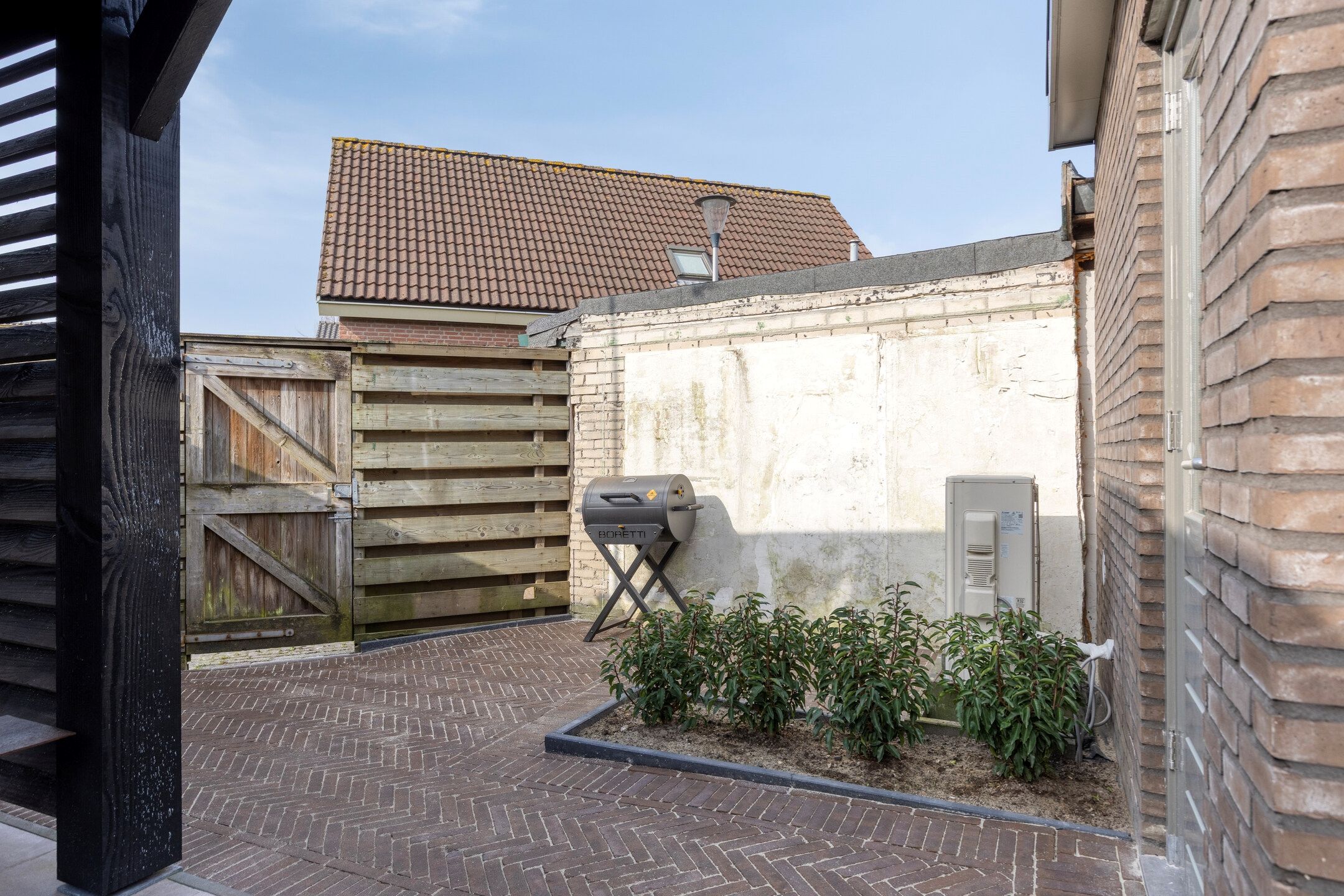 Photo 24 of Veerstraat 5