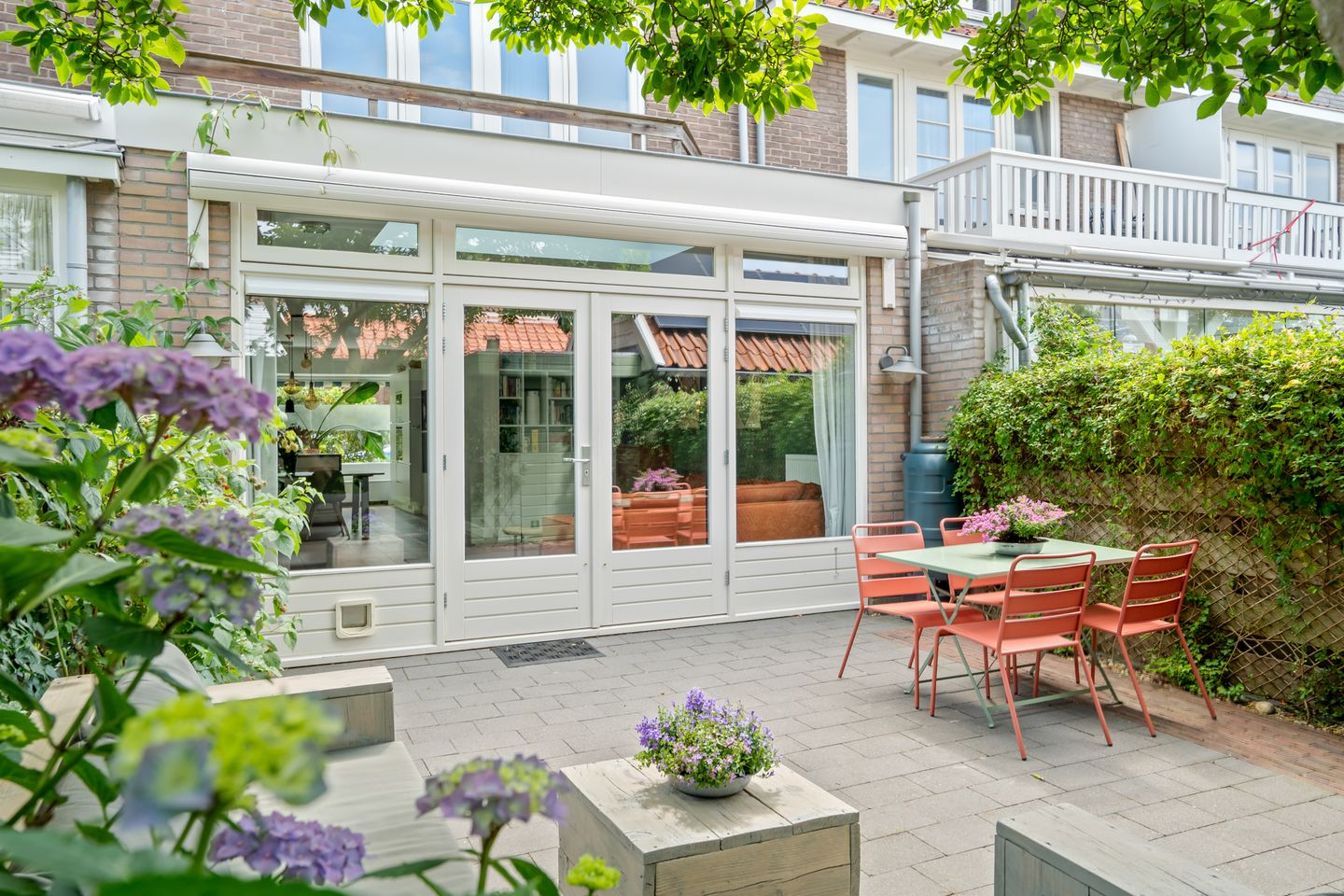 Spacious and Sustainable 1930s Family Home with Modern Extensions in Utrecht — 19