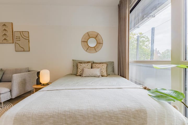 Studio te koop: Hertog Hendrik van Brabantplein 16A, Eindhoven