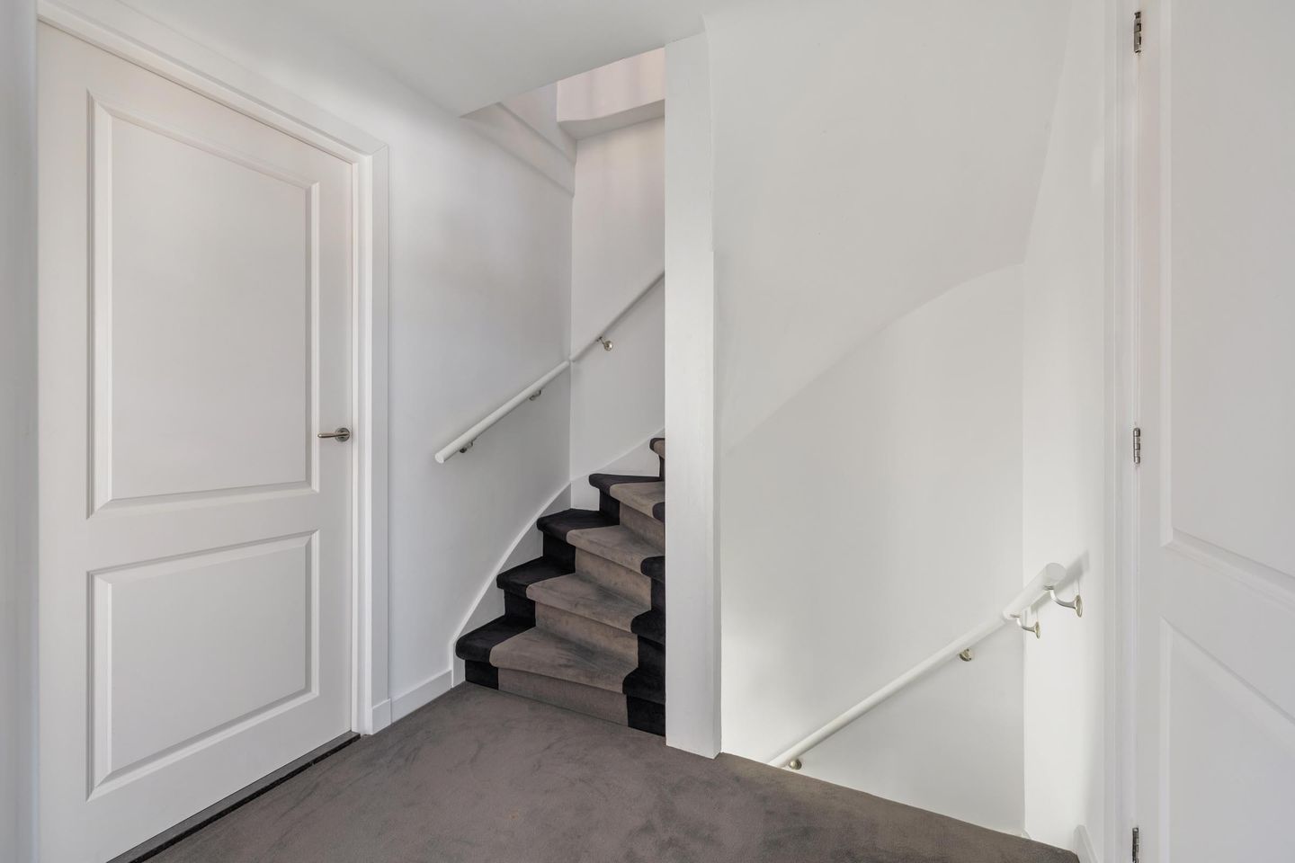 Foto 29 van Heuvelplein 258