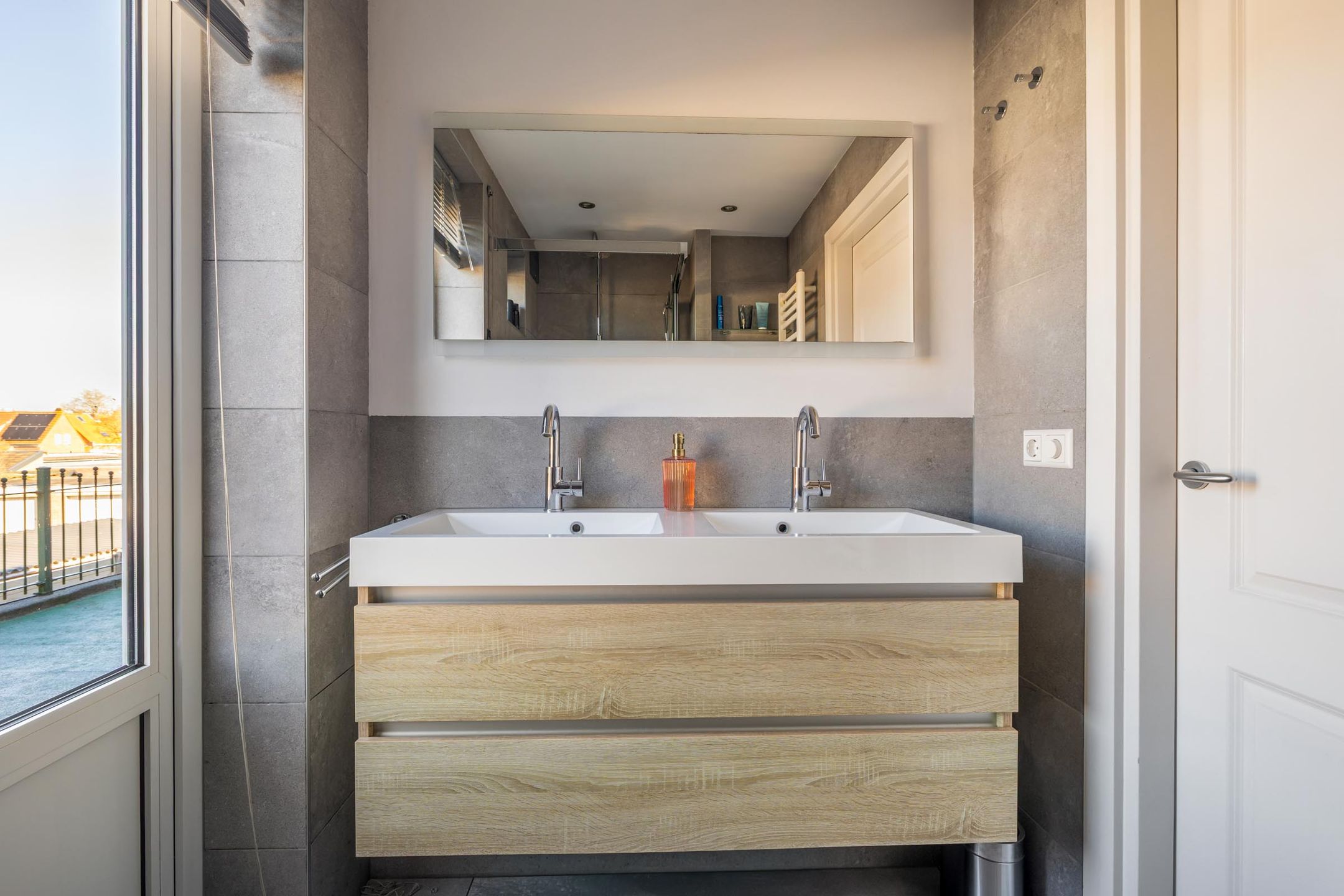 Foto 39 van Heuvelplein 258