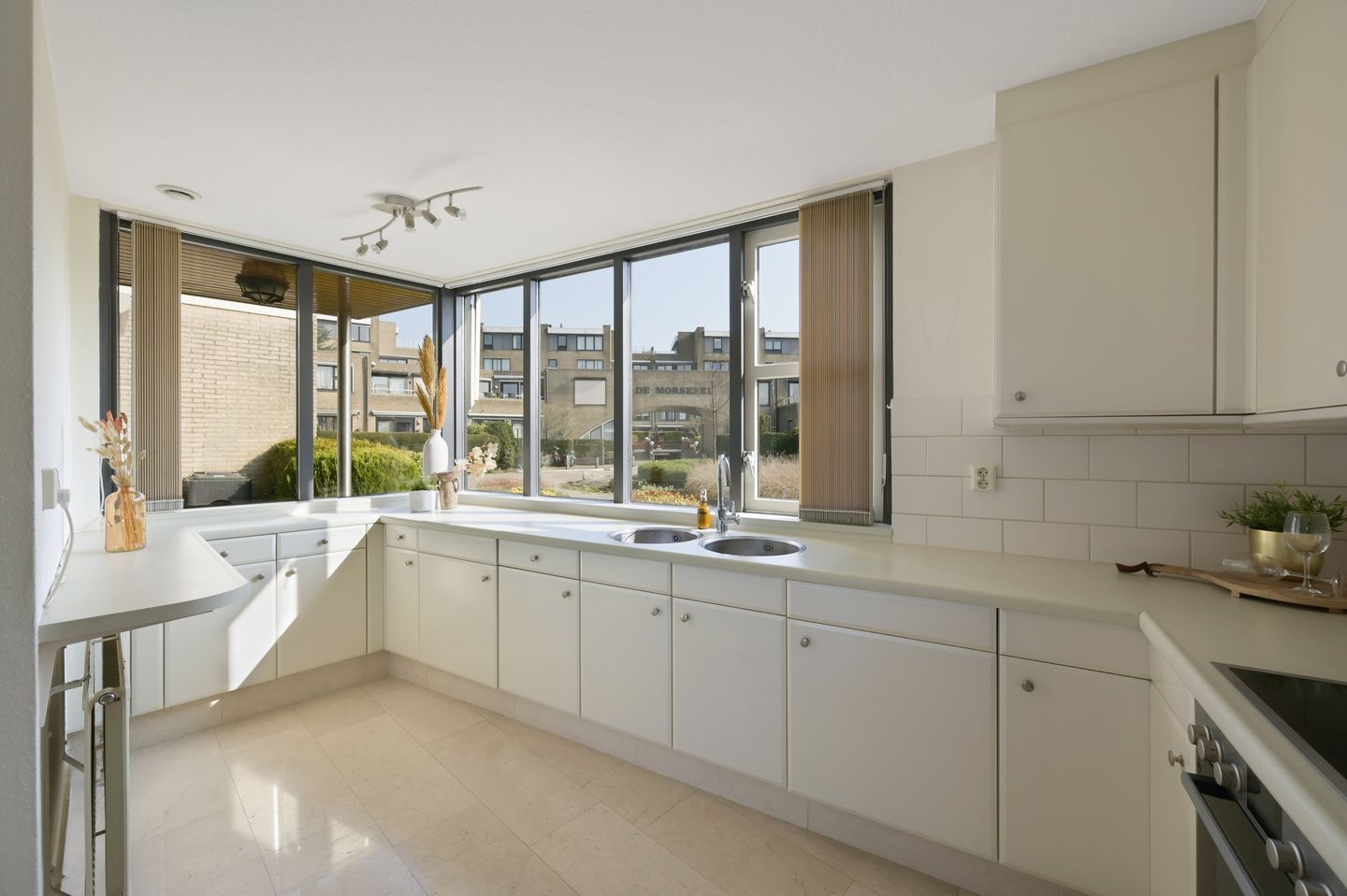 Photo 10 of Reviuslaan 11