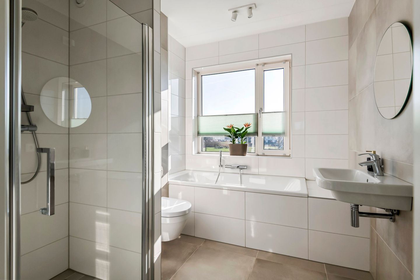 Photo 25 of Kees van Lintstraat 41