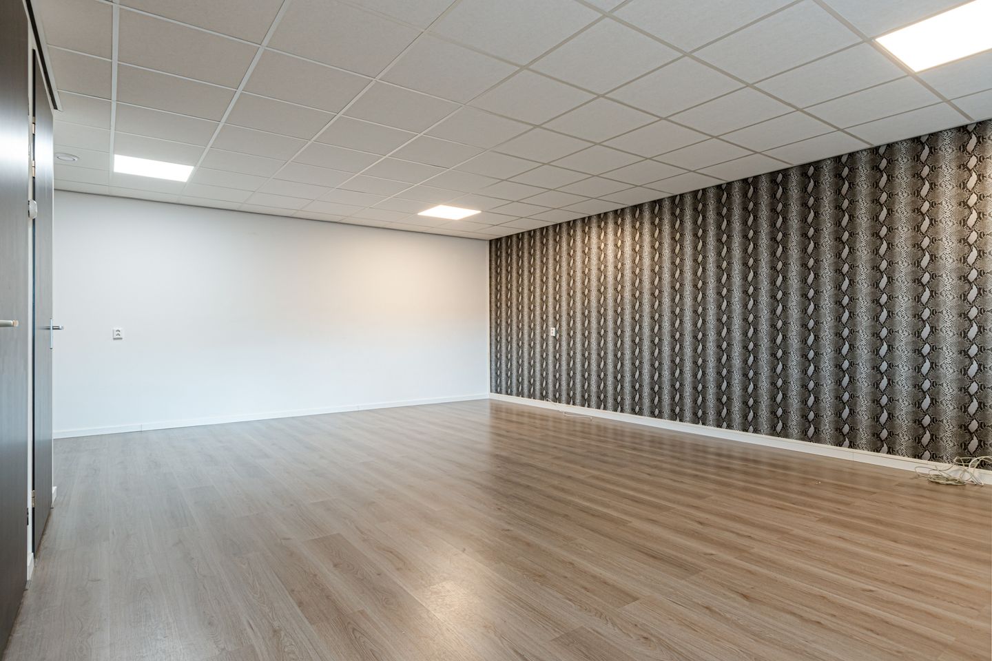 Bekijk foto 2 van Tjalk 17-d